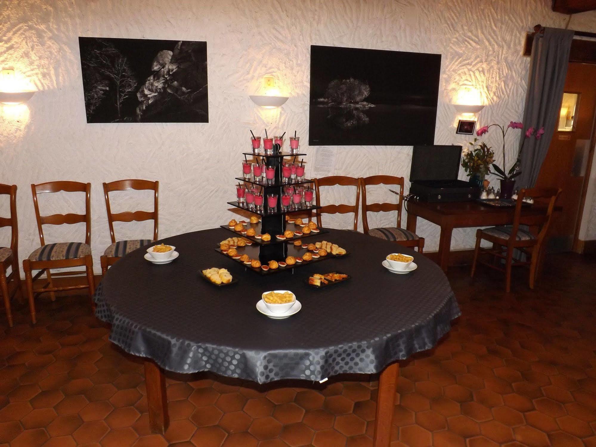 La Vieille Auberge Du Lac Saint-Agnan  Buitenkant foto